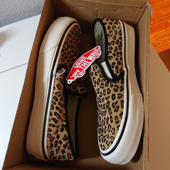 Vans Shoes - Vans suede Animal Leopard Slip On